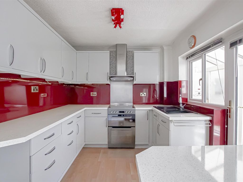 3 bed semidetached house for sale in Causeway, Great Harwood