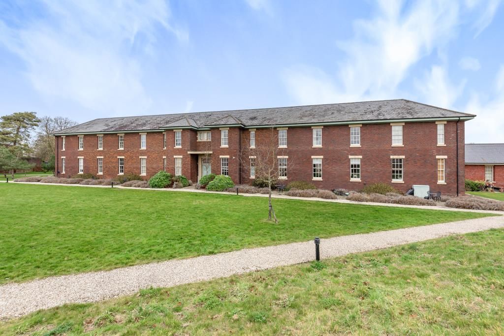 2 bed flat for sale in Bicester, Oxfordshire OX27 Zoopla