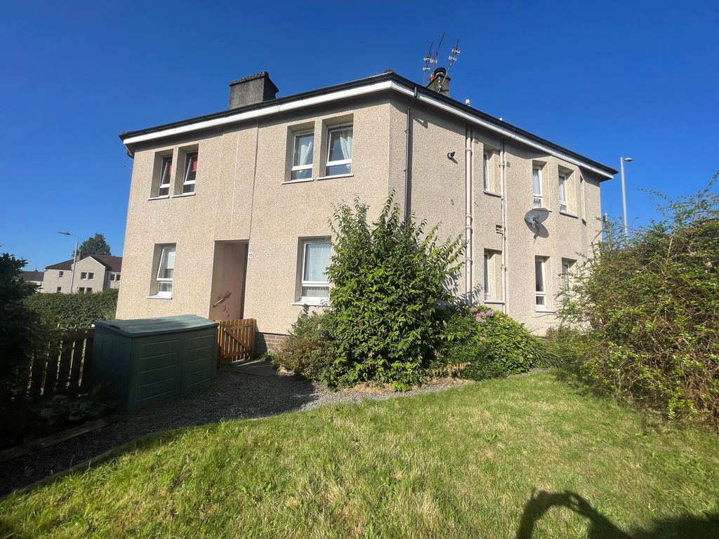 2 bed flat for sale in Schaw Road, Paisley PA3, £80,000 Zoopla