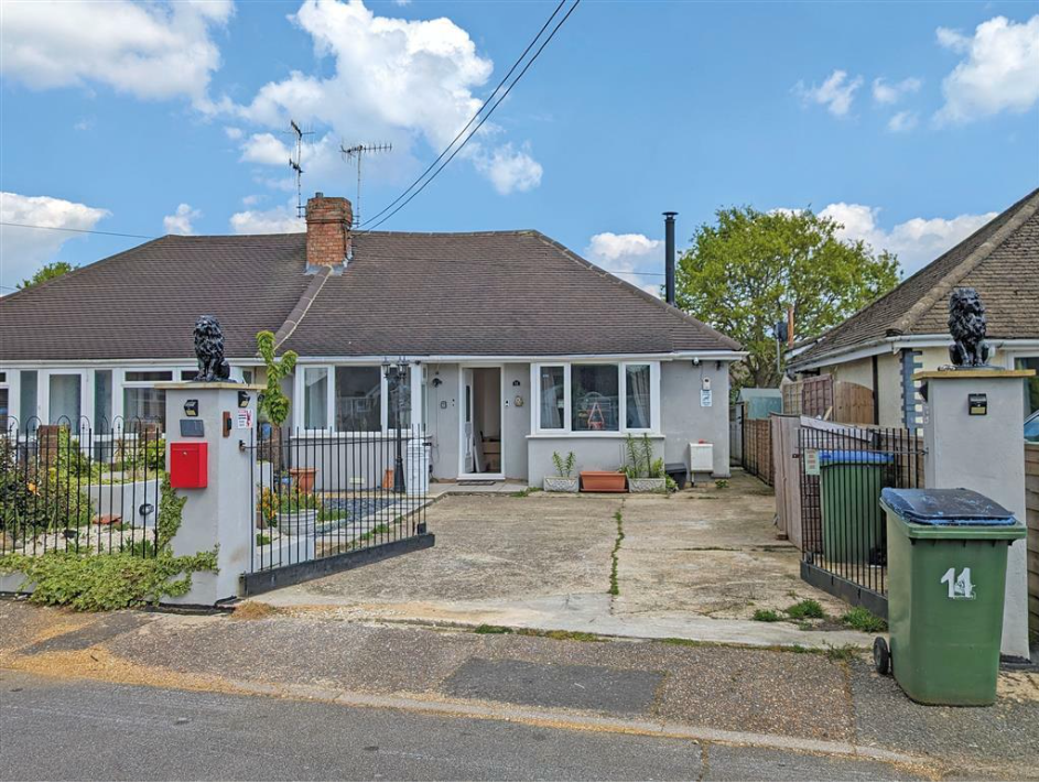 2 bed semidetached bungalow for sale in Clarence Avenue, Wick