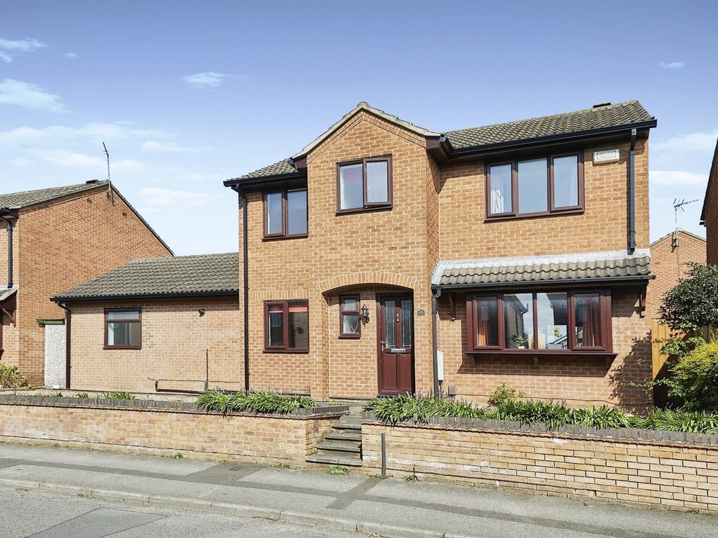 5 bed detached house for sale in Vicarage Road, Mickleover, Derby DE3