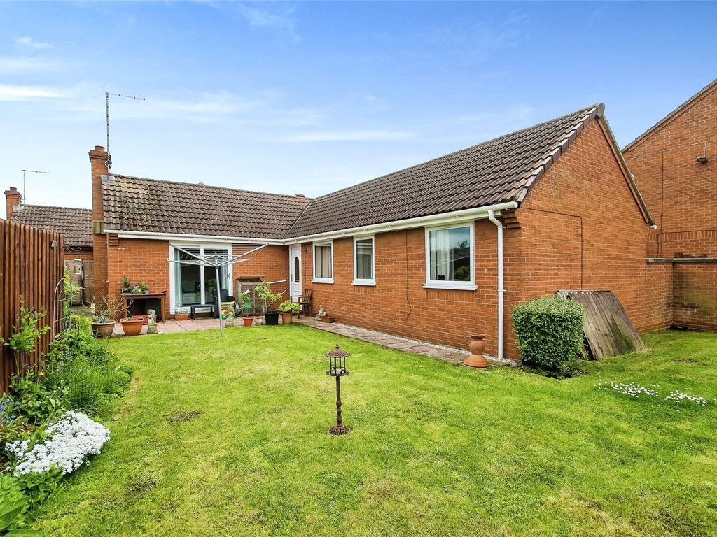 3 bed bungalow for sale in Barratts Close, Whittlesey, Peterborough