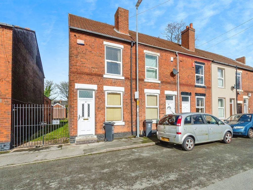 2 bed end terrace house for sale in Queen Mary Street, Walsall WS1, £