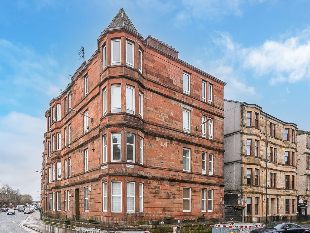 2 bed flat for sale in Cumbernauld Road, Dennistoun, Glasgow G31, £