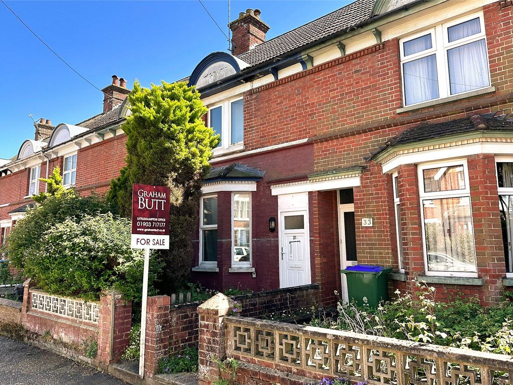 4 bed terraced house for sale in East Ham Road, Littlehampton, West