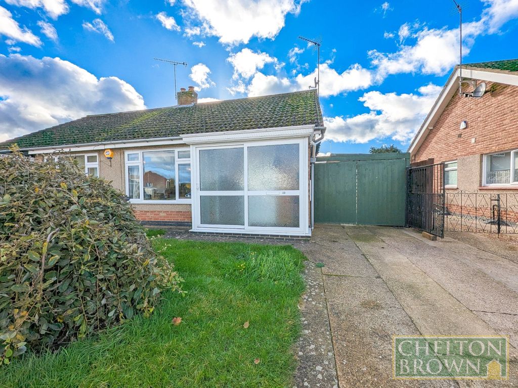 2 bed bungalow for sale in Gayhurst Close, Moulton, Northampton NN3, £