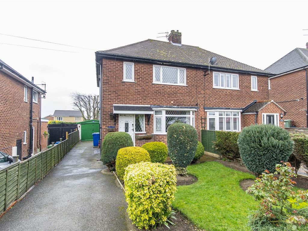 3 bed semidetached house for sale in Lockoford Lane, Tapton