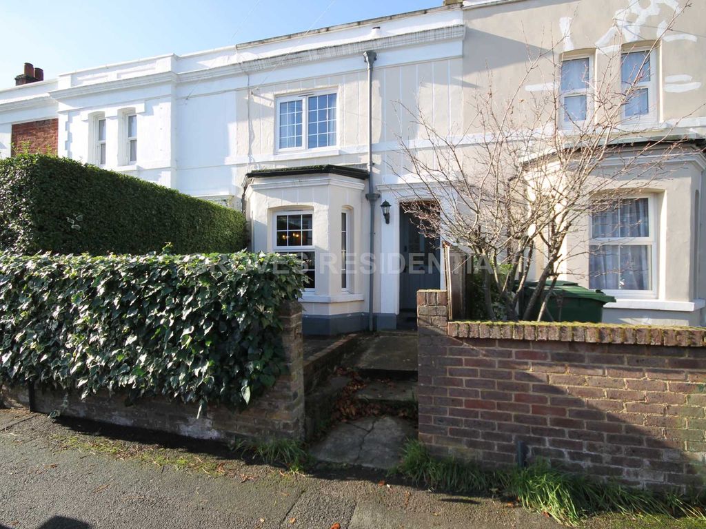 2 bed terraced house for sale in Cleveland Road, New Malden KT3 Zoopla