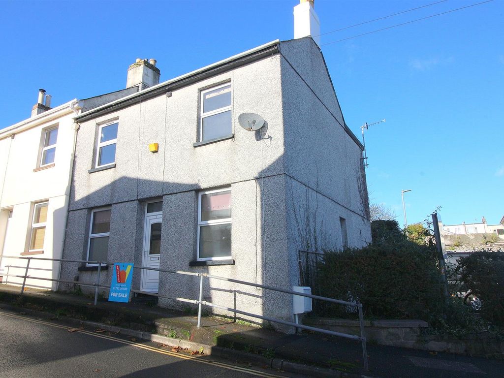 3 bed semidetached house for sale in Albert Road, Saltash PL12, £