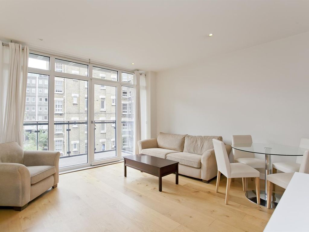 1 bed flat to rent in Hepworth Court, Grosvenor Waterside, 30 Gatliff