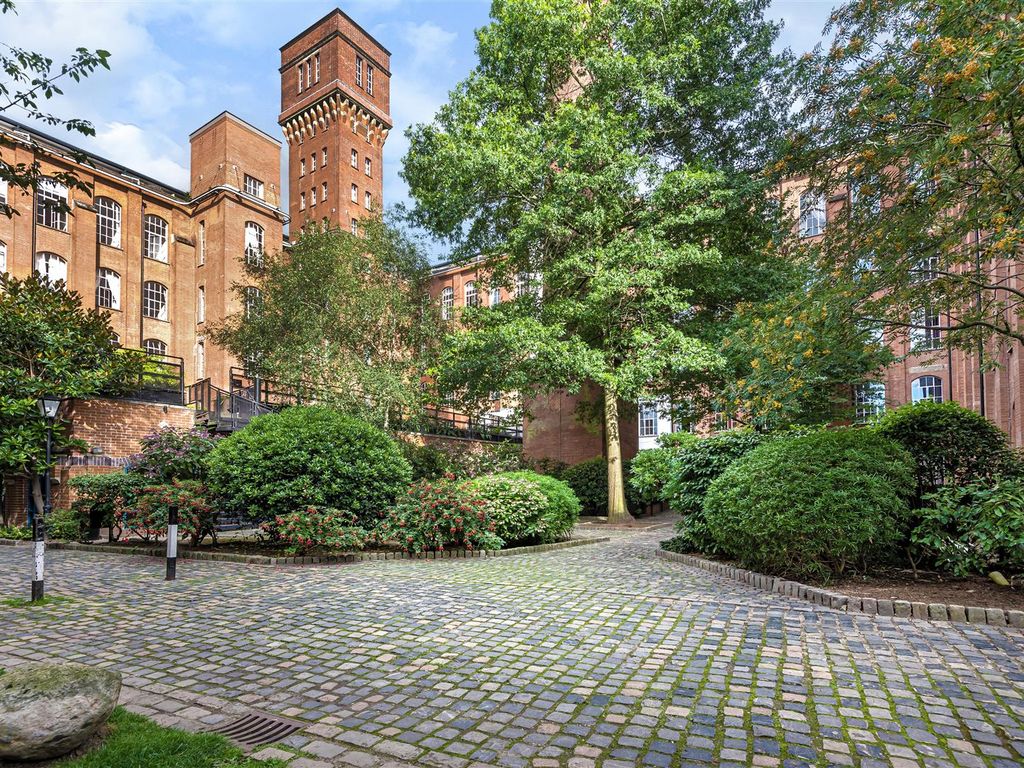 1 bed flat for sale in Fairfield Road, London E3 Zoopla