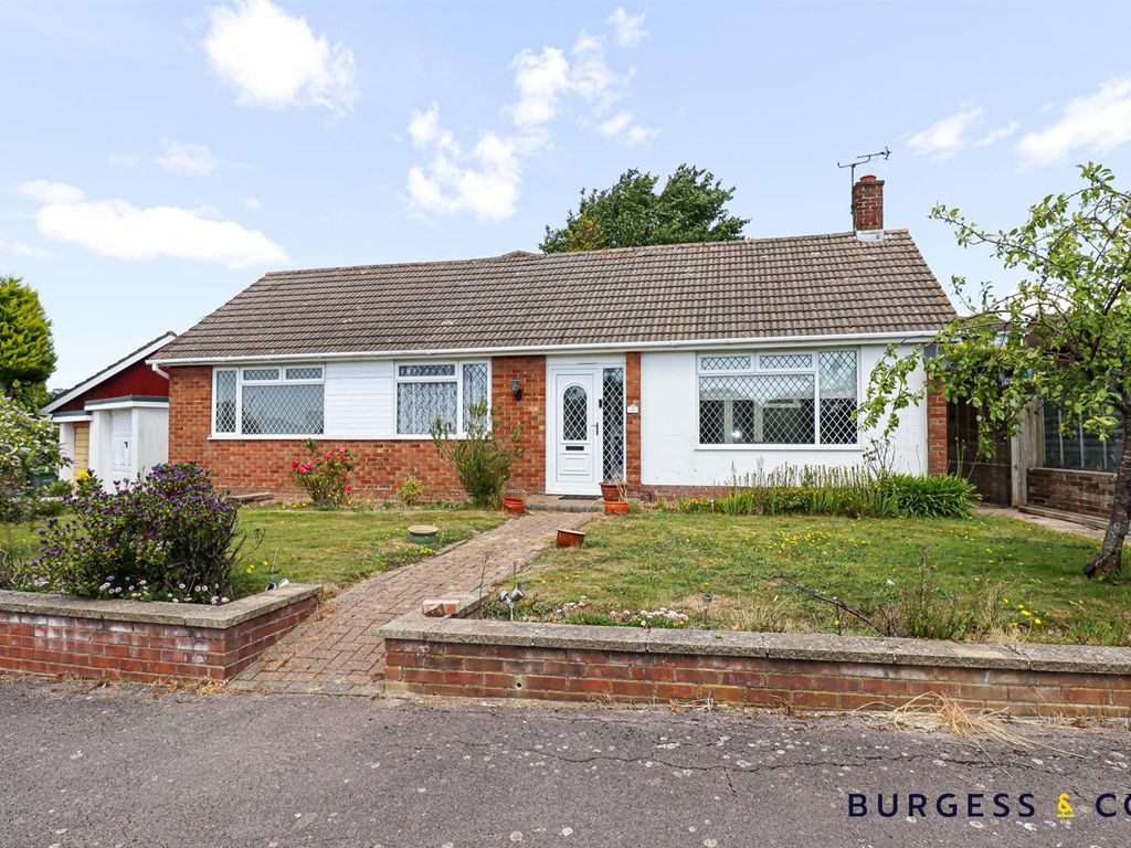 3 bed detached bungalow for sale in Kenton Close, BexhillOnSea TN39