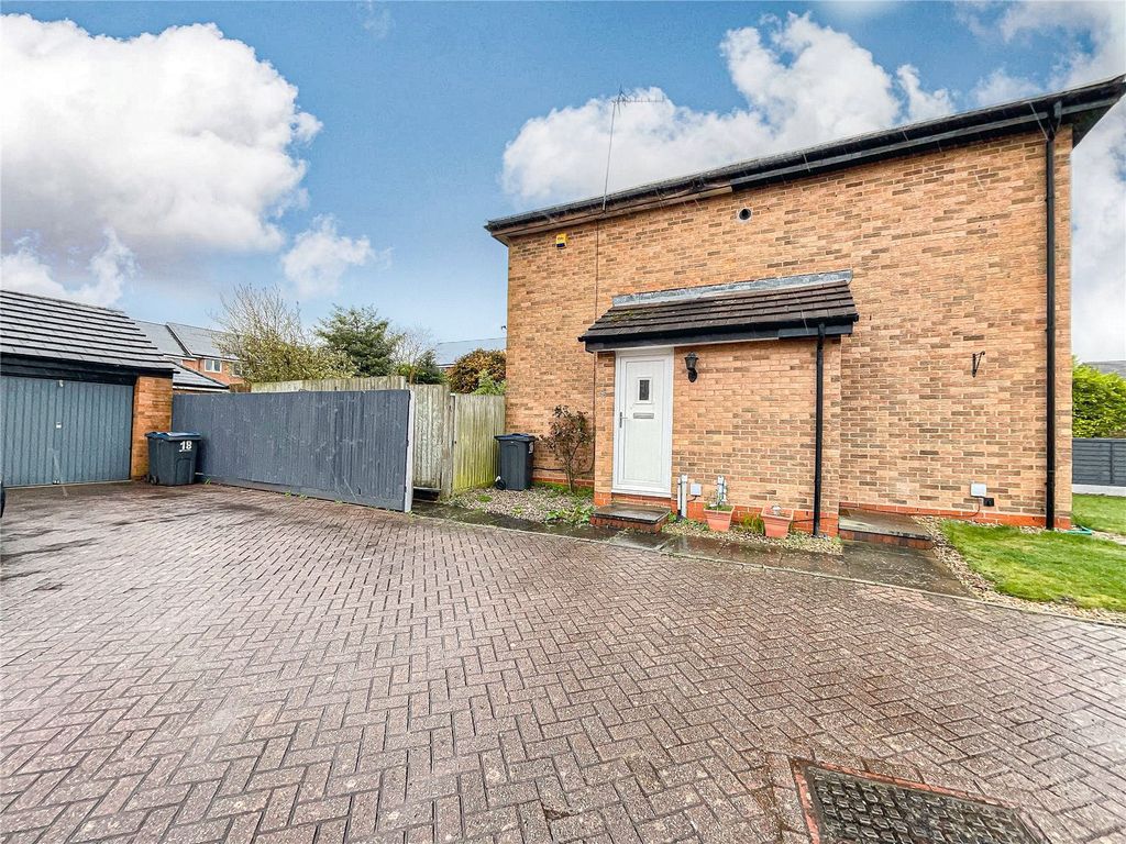 1 bed semidetached house for sale in Shawley Croft, Birmingham, West