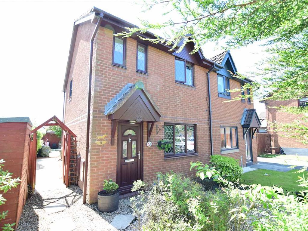 3 bed semidetached house for sale in Centenary Quadrant, Holytown