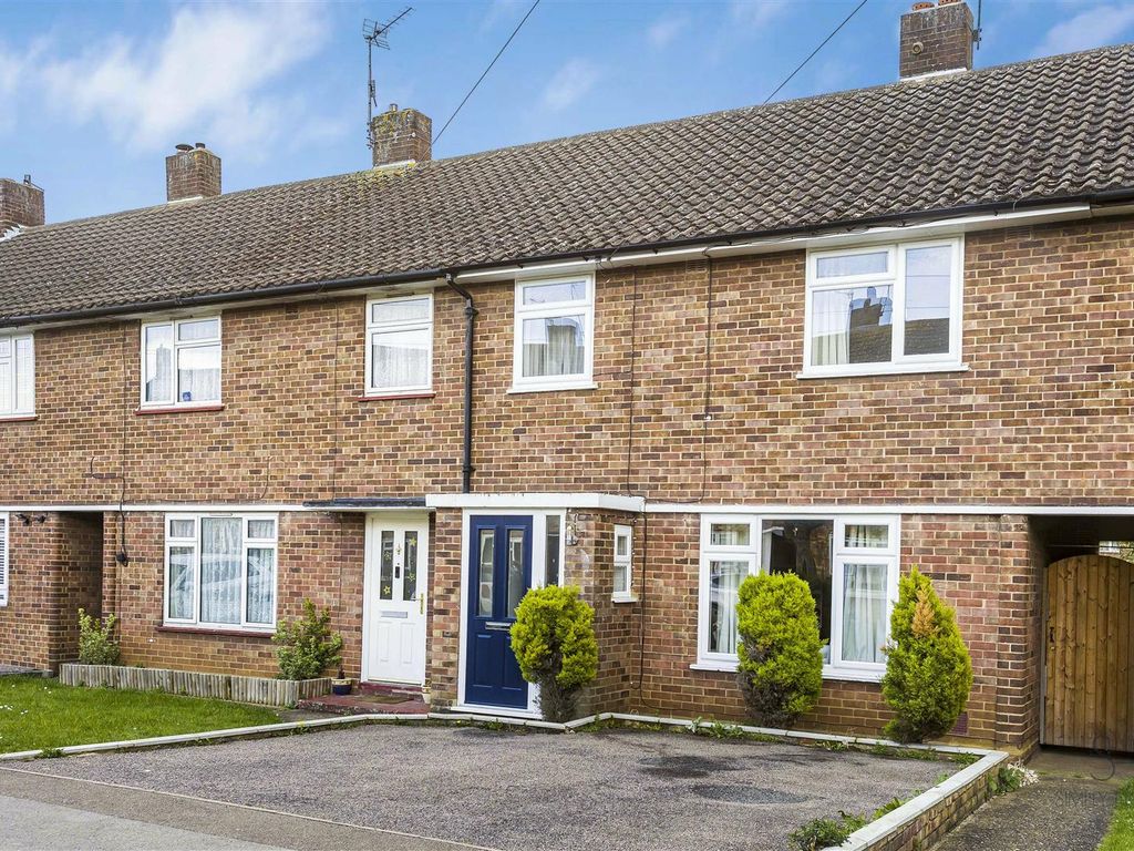 3 bed terraced house for sale in Windsor Drive, Hertford SG14 Zoopla