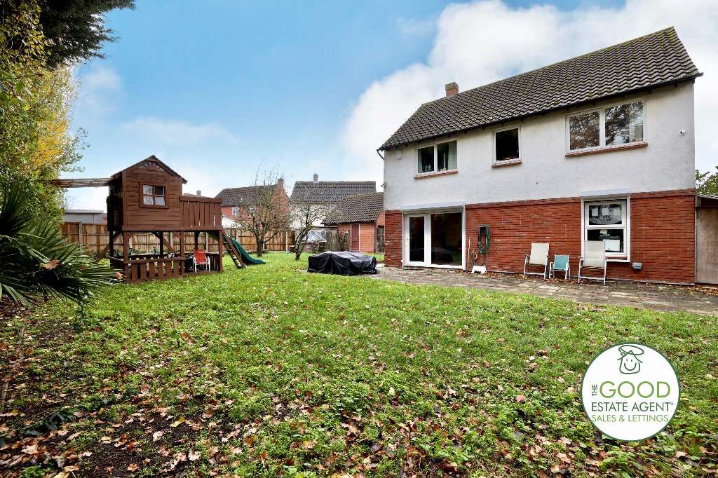 4 bed detached house for sale in Peel Place, Clayhall IG5 Zoopla