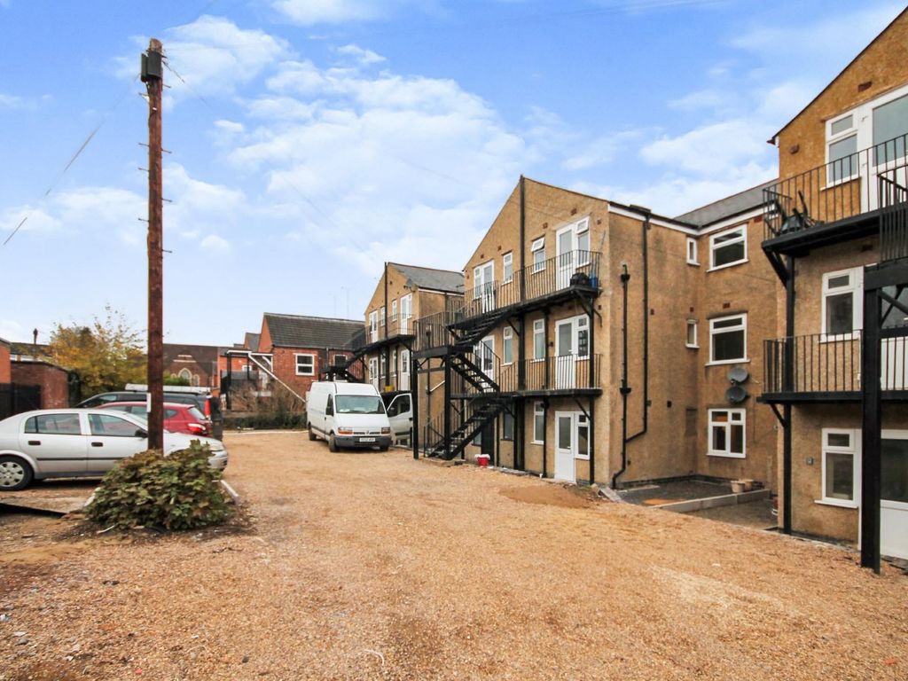 2 bed flat for sale in Albany Road, Earlsdon, Coventry CV5 Zoopla