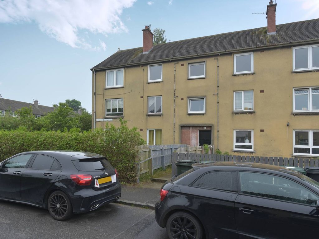 2 bed flat for sale in Magdalene Medway, Edinburgh EH15, £150,000 Zoopla