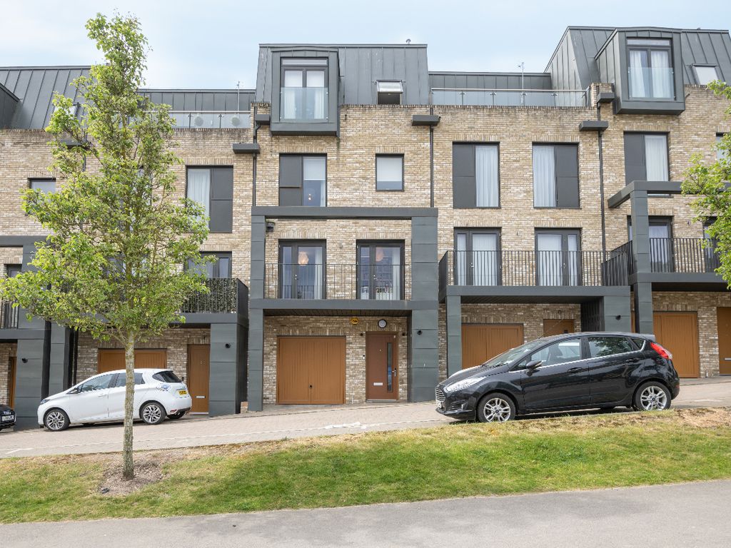 4 bed town house for sale in Maurice Brown Avenue, Mill Hill East NW7
