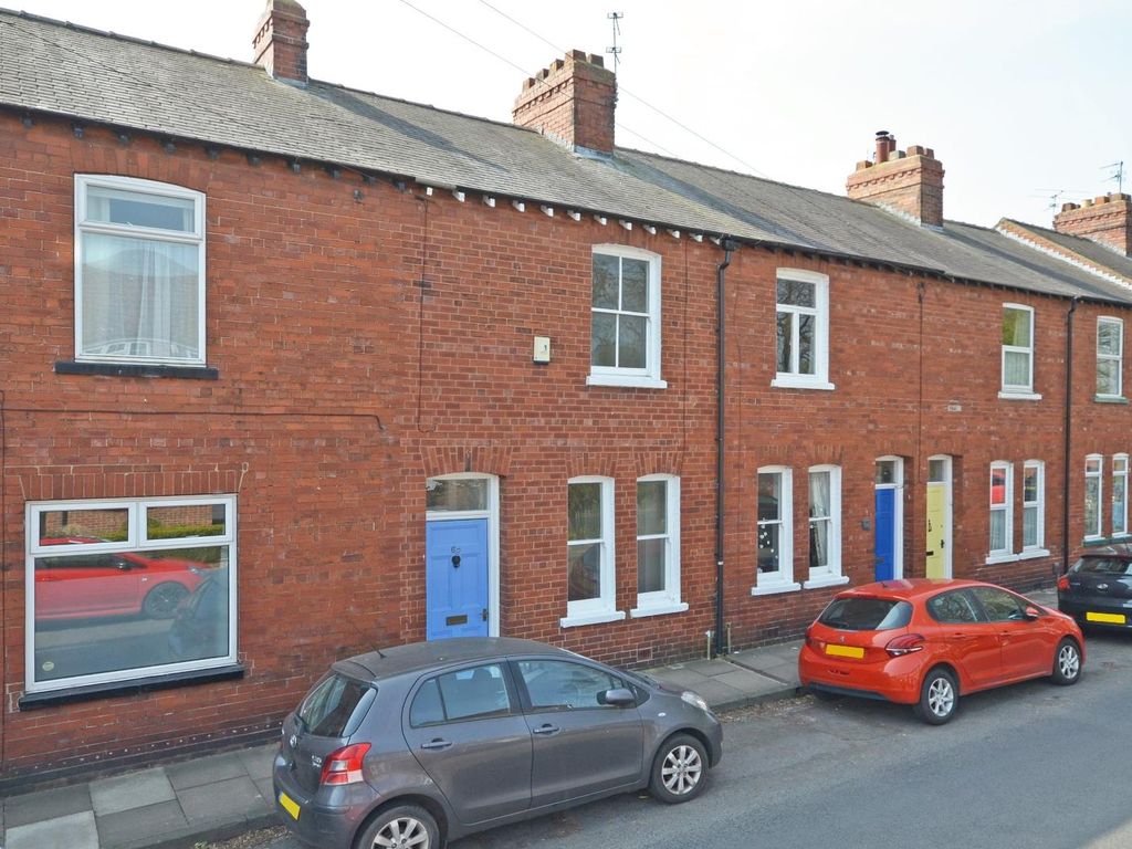 2 bed detached house to rent in South Bank Avenue, York, North