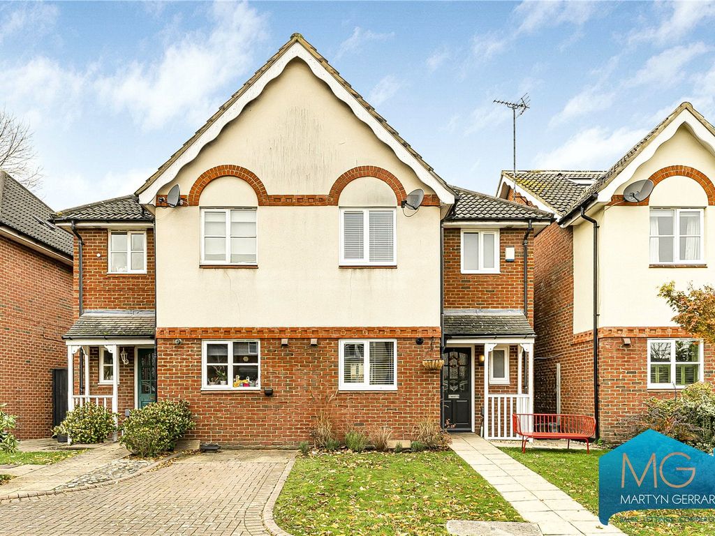 3 bed semidetached house for sale in Osier Crescent, Muswell Hill N10