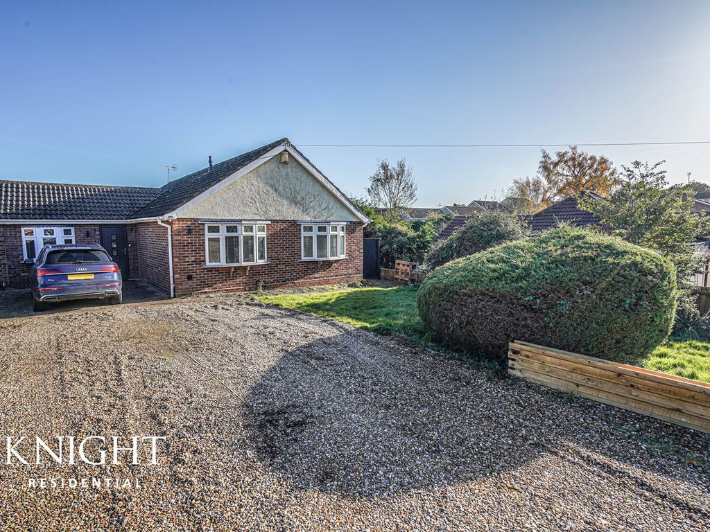 4 bed bungalow for sale in Spring Lane, Fordham Heath, Colchester CO3