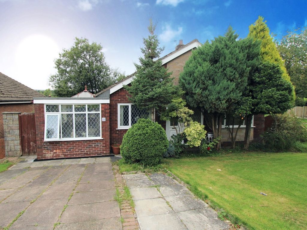 3 bed bungalow for sale in Lakelands Drive, Bolton BL3, £340,000 Zoopla