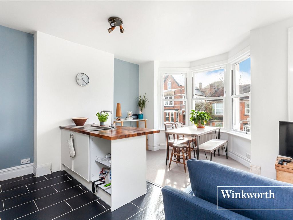 2 bed flat for sale in Dollis Road, Finchley, London N3 Zoopla