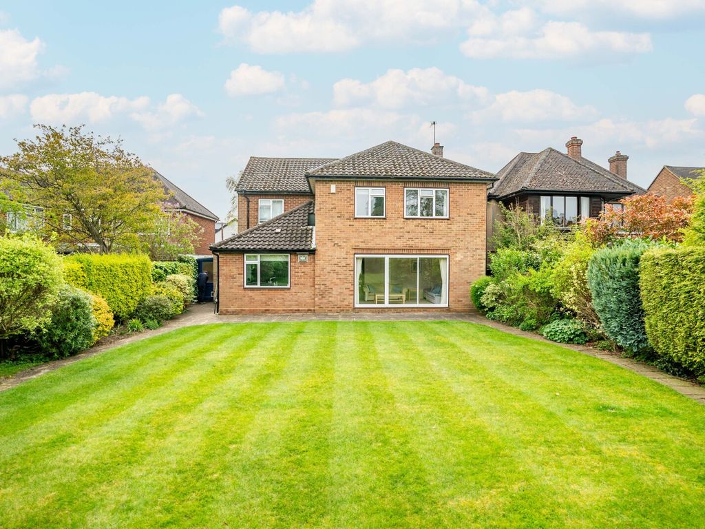 5 bed detached house for sale in Abbey Avenue, St. Albans