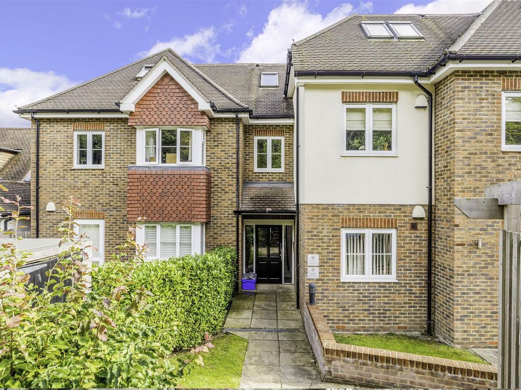 1 bed flat for sale in Outwood Lane, Chipstead, Coulsdon CR5 Zoopla