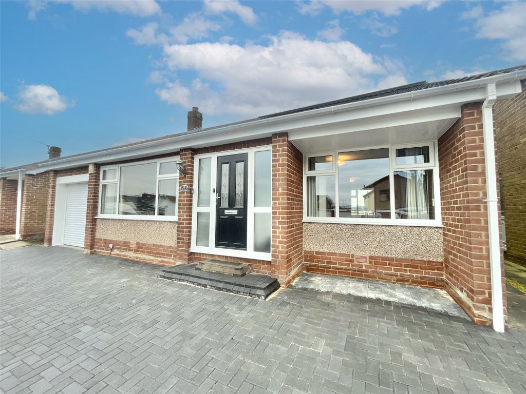 2 bed bungalow for sale in Rokeby View, Low Fell, Gateshead NE9, £