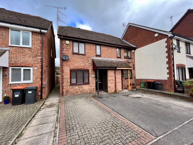 3 bed end terrace house for sale in Milton Way, Houghton Regis