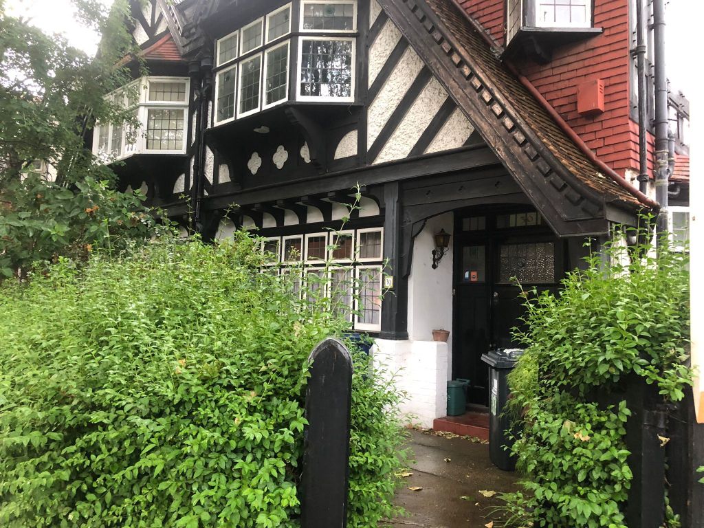 Room to rent in West Lodge Avenue, London W3 Zoopla Room to rent in West Lodge Avenue, London W3 Zoopla