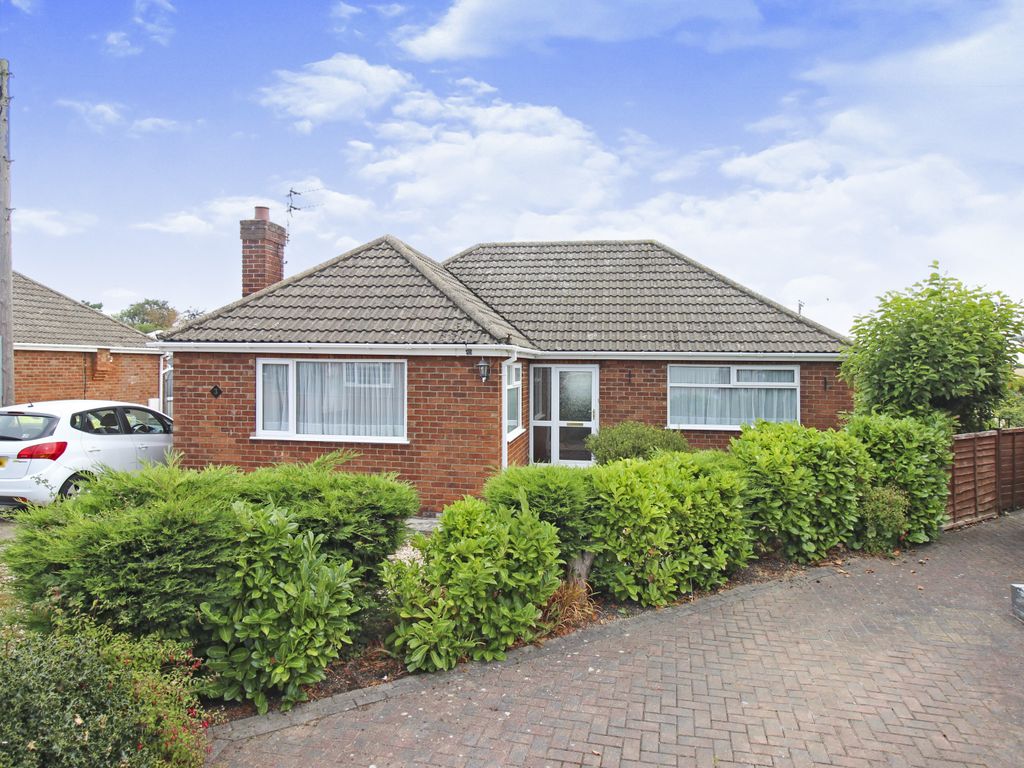2 bed detached bungalow for sale in Richardson Close, Humberston