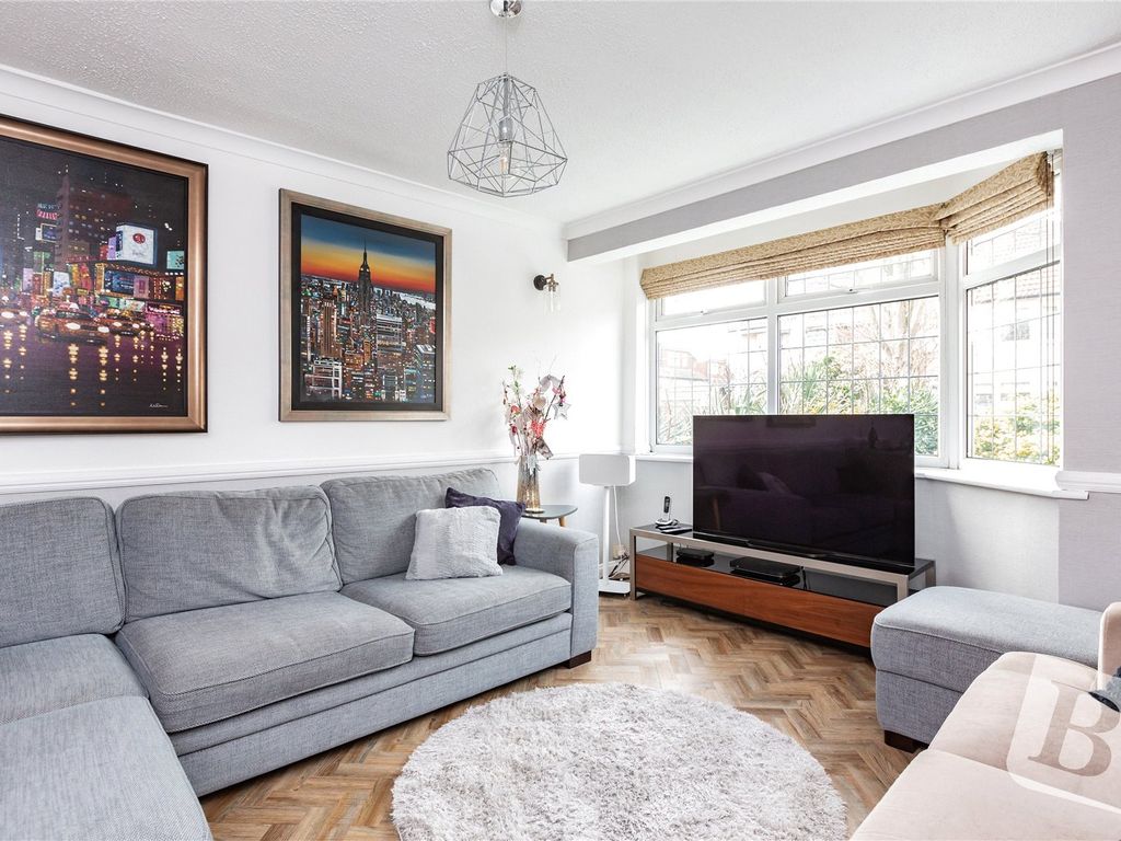 4 bed detached house for sale in Kingfisher Road, Upminster RM14 Zoopla