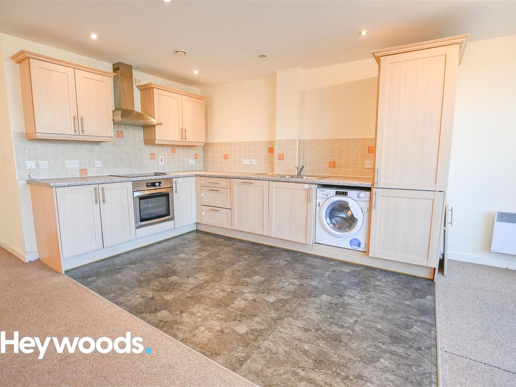 2 bed flat to rent in Brunswick Court, Brunswick Street, Newcastle