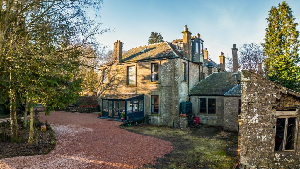 4 bed semidetached house for sale in Rosemill Road, Bridgefoot, Dundee