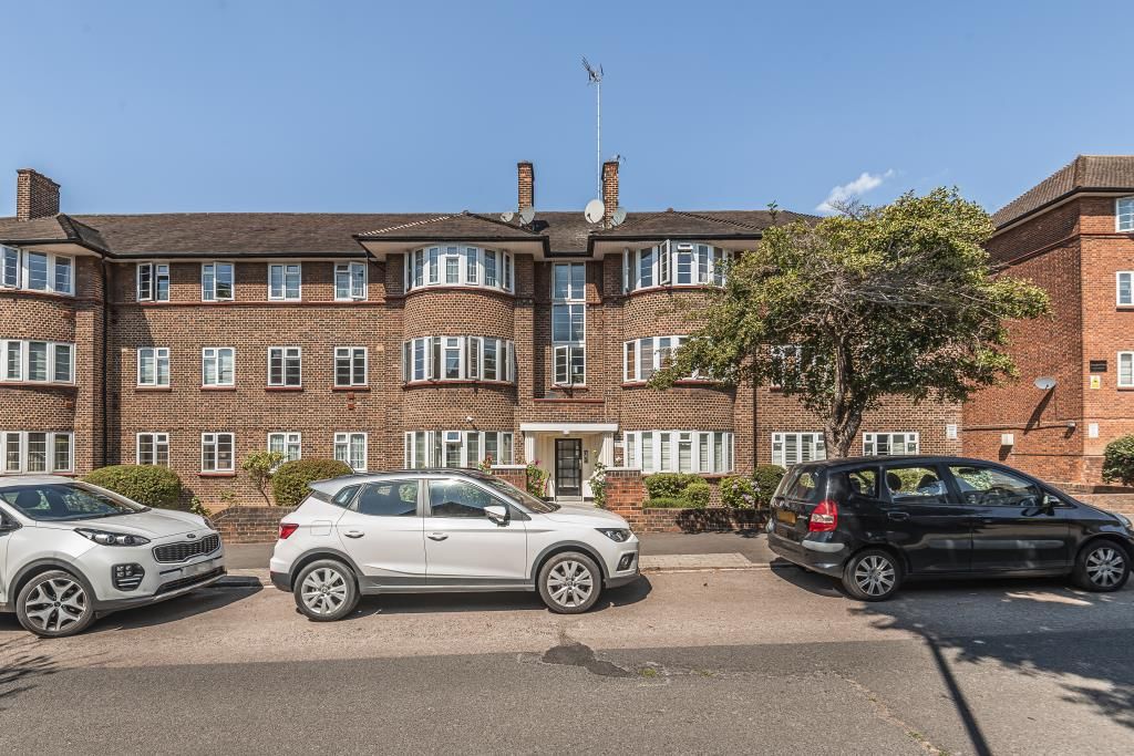 2 bed flat for sale in Beaufort Park, London NW11 Zoopla
