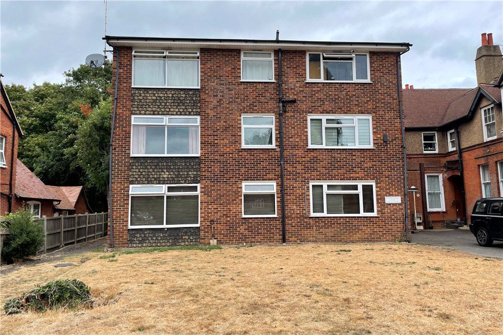 2 bed flat for sale in Clandon Road, Guildford, Surrey GU1 Zoopla