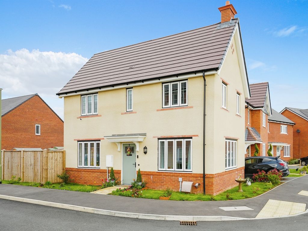 3 bed detached house for sale in Lock Court, Brize Norton, Carterton