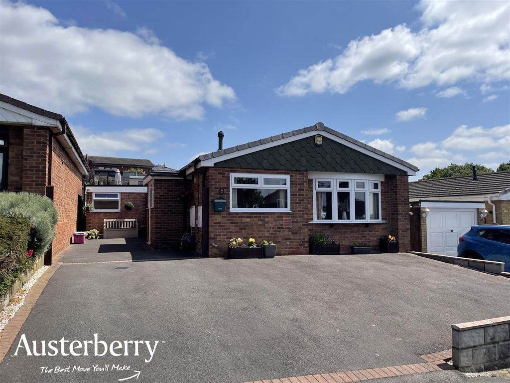 3 bed detached bungalow for sale in Houseman Drive, Parkhall, StokeOn