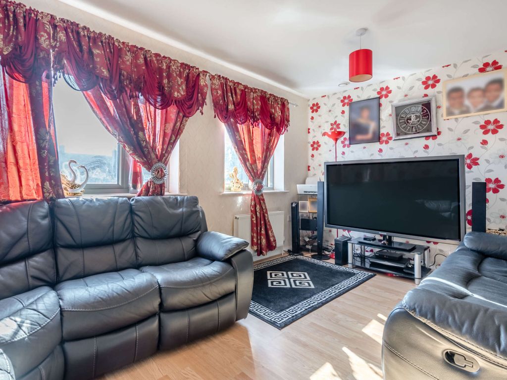 4 bed town house for sale in Wolsey, Sewell Road, London SE2 Zoopla