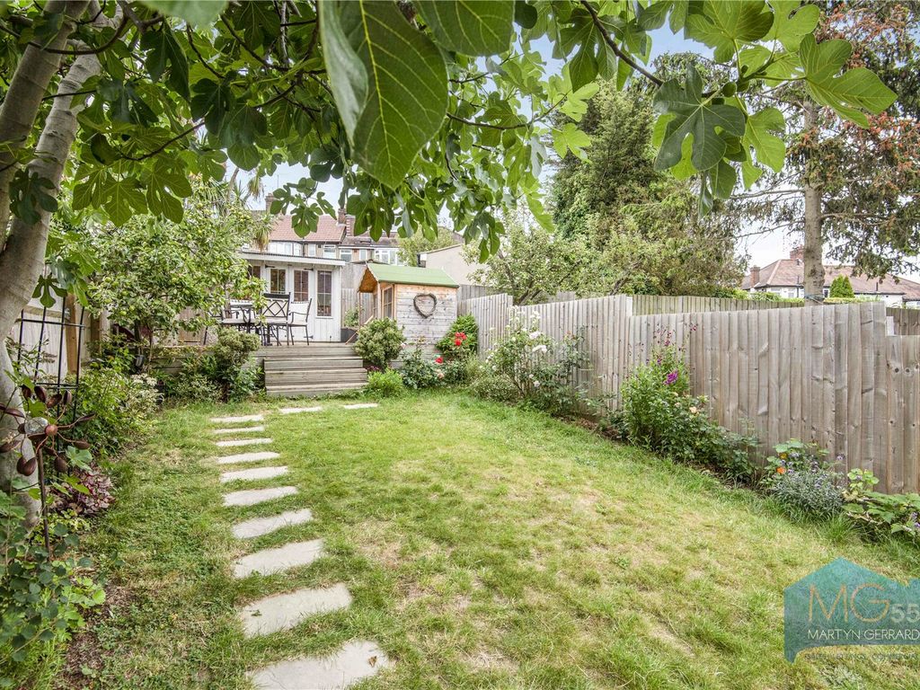 Orchard Avenue, London N14  