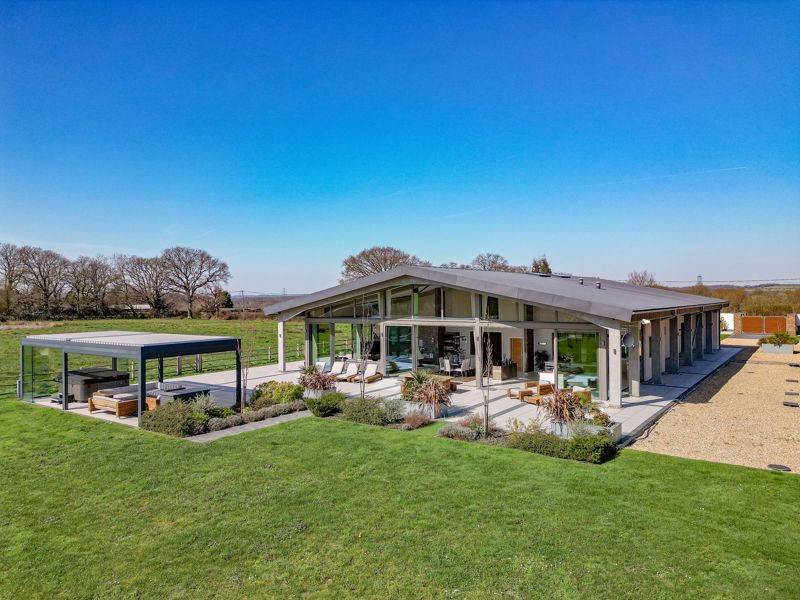 5 bed detached house for sale in Durley Hall Lane, Durley, Southampton