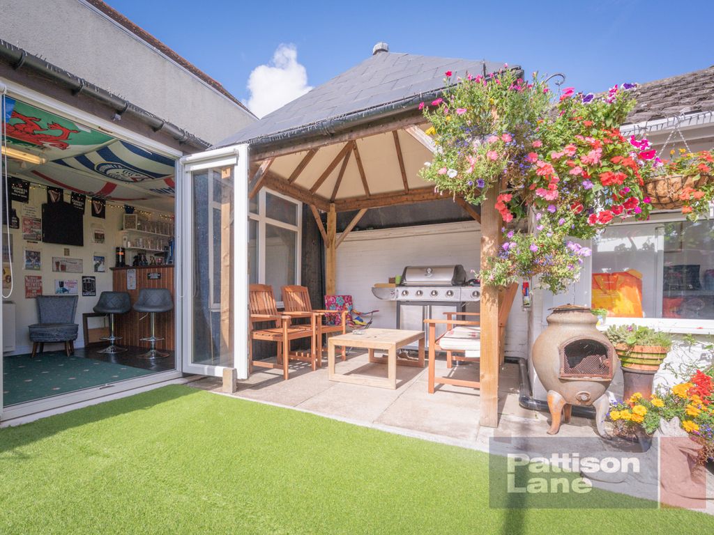 Hallwood Road, Kettering NN16  