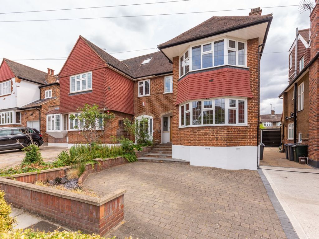 5 bed semidetached house for sale in Friars Walk, Southgate N14 Zoopla