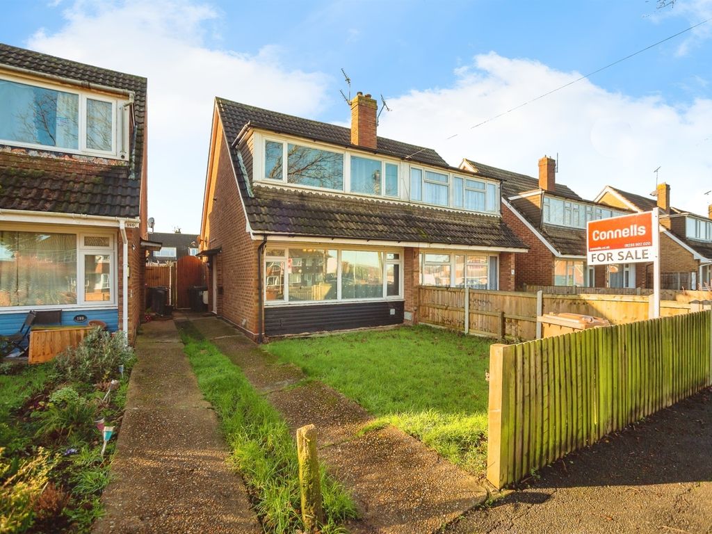 3 bed semidetached house for sale in Beaver Lane, Ashford TN23, £