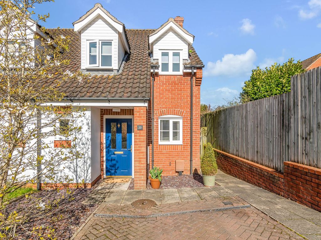 2 bed semidetached house for sale in Station Drive, Reedham, Norwich