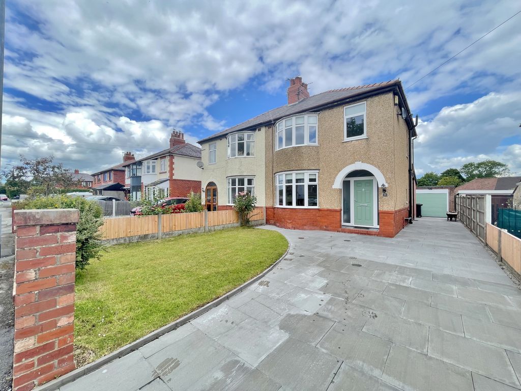 3 bed semidetached house for sale in Central Drive, Penwortham PR1