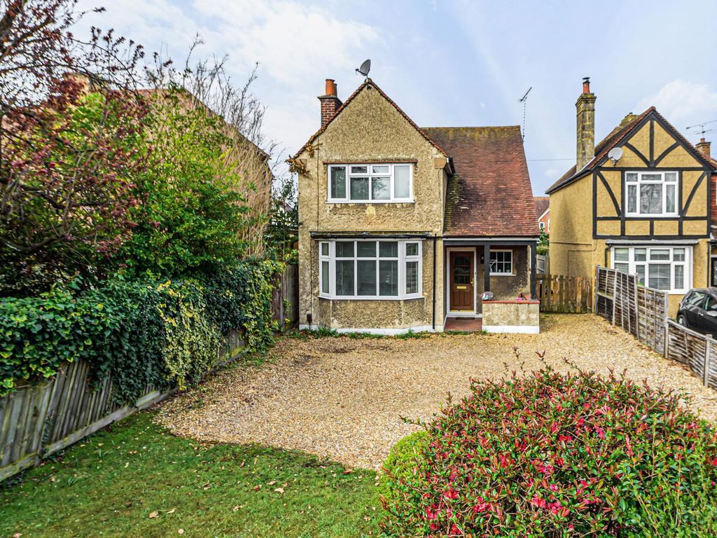 2 bed detached house for sale in New Haw Road, Addlestone KT15 Zoopla